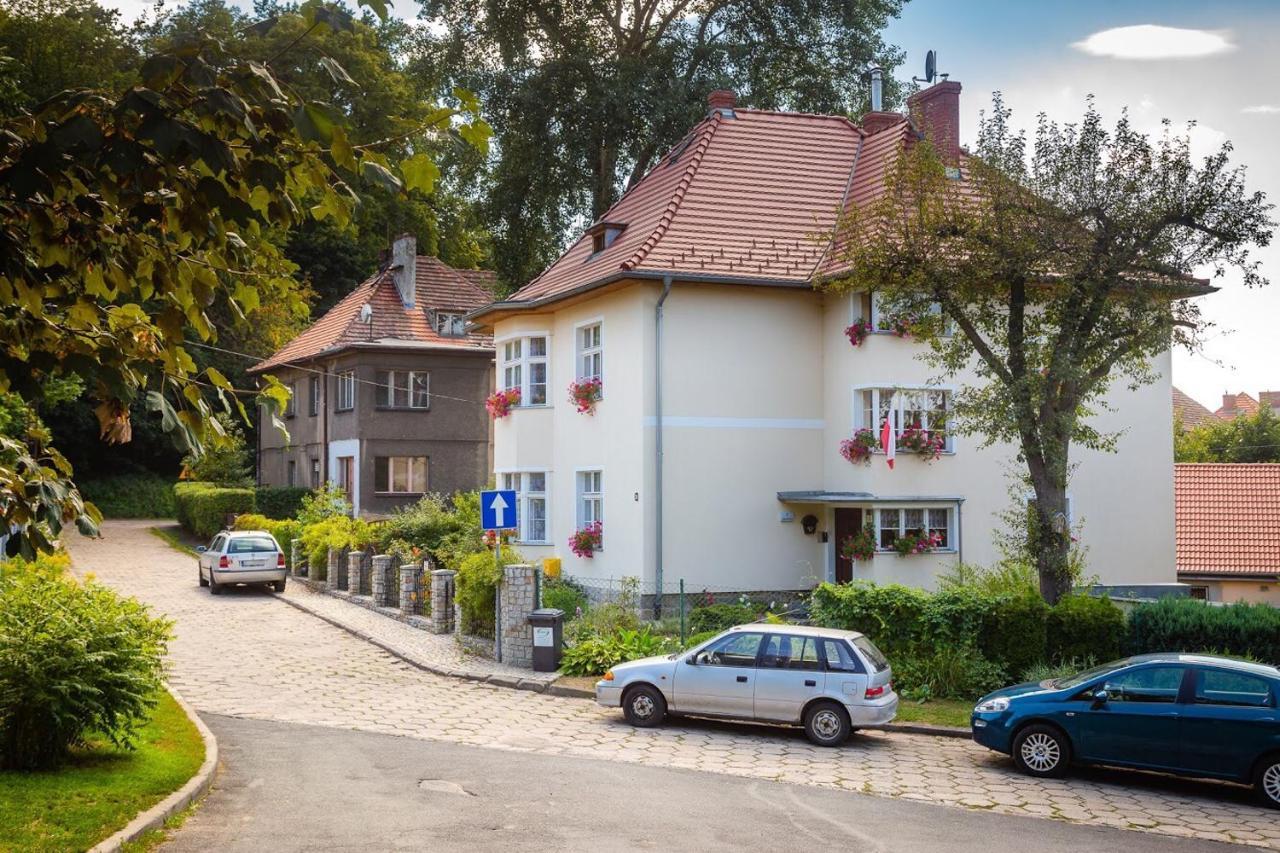 Dom Pod Rybia Skala Apartment Jelenia Gora Bagian luar foto