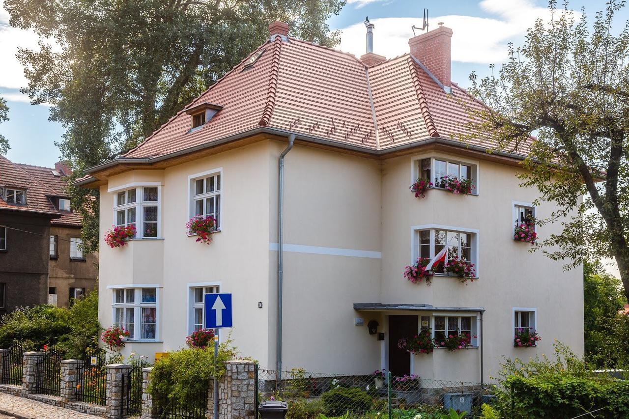 Dom Pod Rybia Skala Apartment Jelenia Gora Bagian luar foto