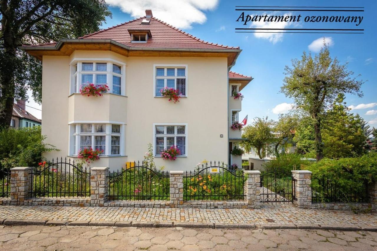Dom Pod Rybia Skala Apartment Jelenia Gora Bagian luar foto